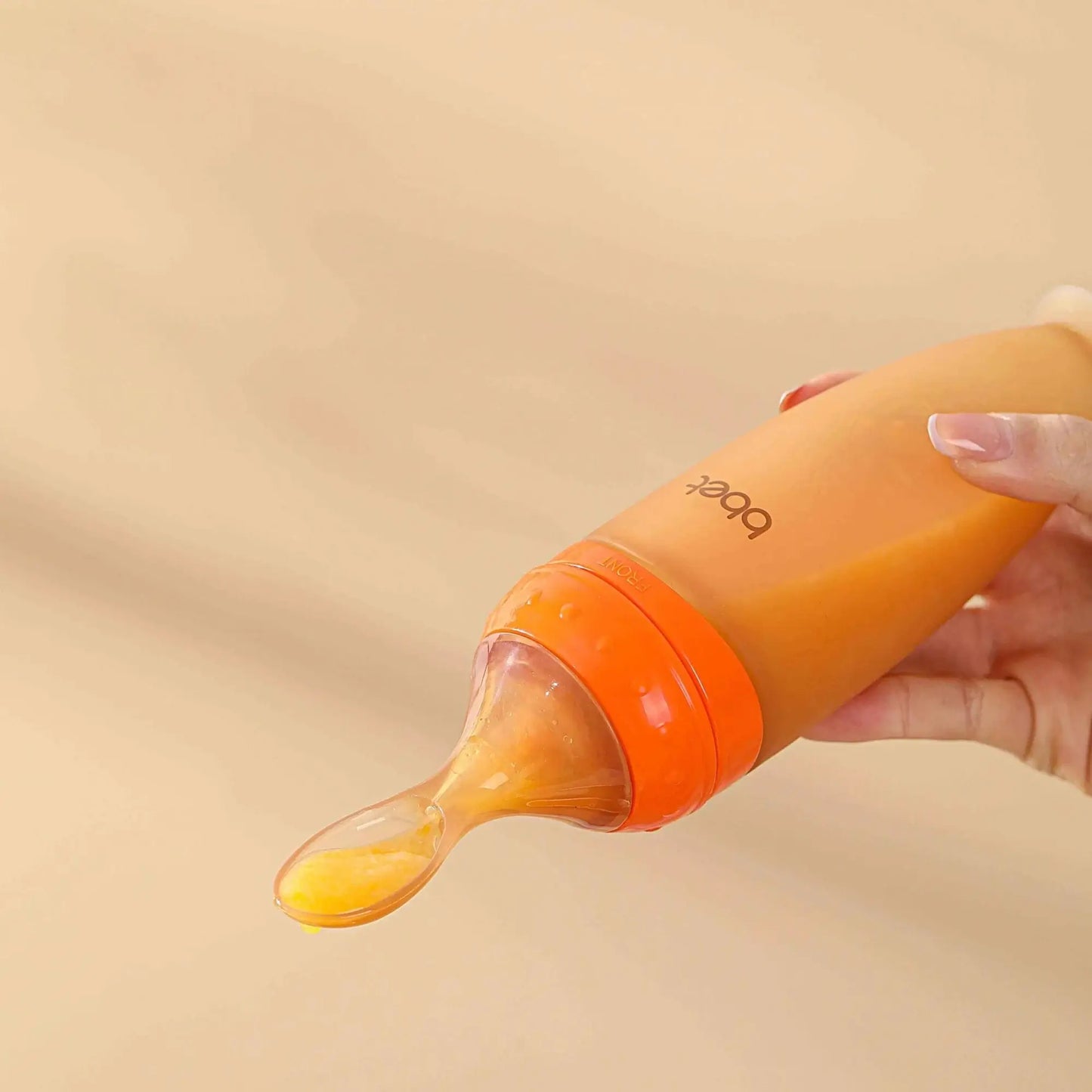 ملعقة تغذية الطفل