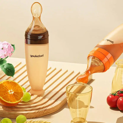 ملعقة تغذية الطفل