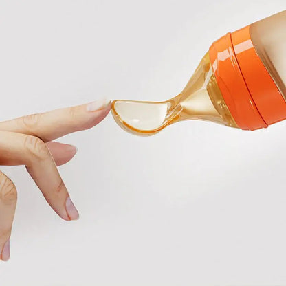 ملعقة تغذية الطفل